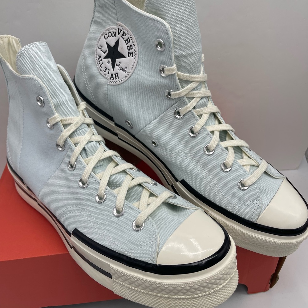 Converse Men’s A03537C CHUCK 70 PLUS HI
AQUA MIST/EGRET/WHITE
High-Top Sneakers - Picture 5 of 16